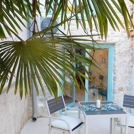 Bezauberndes Steinhaus Mit Garten In Der Altstadt Von Rovinj Exteriér fotografie