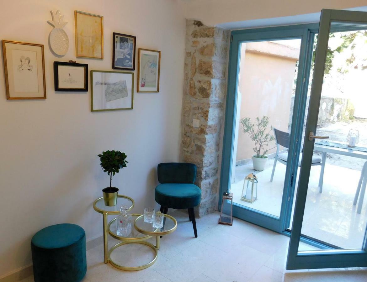 Bezauberndes Steinhaus Mit Garten In Der Altstadt Von Rovinj Exteriér fotografie